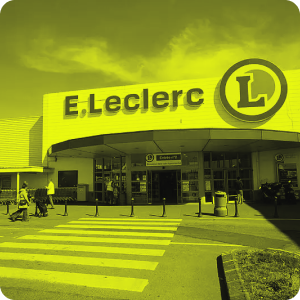 Devanture d'un magasin Leclerc équipé par les systèmes Anaveo